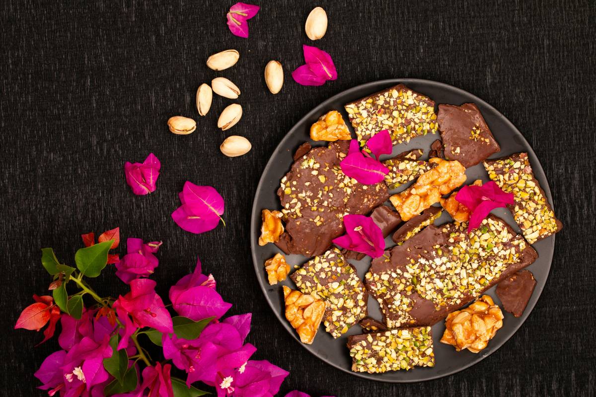 natural sweet dessert b organic online made with dates and raw cacao